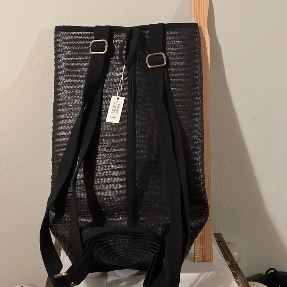 Beach Backpack NWT - Picture 2 of 3
